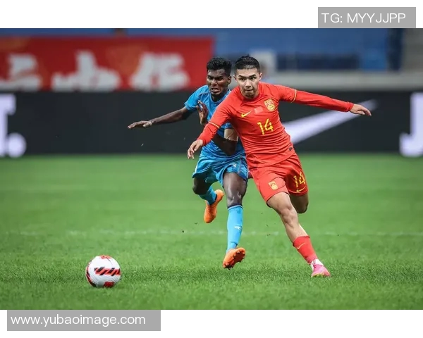 足球明星面对面揭秘他们的训练生活与场外趣事